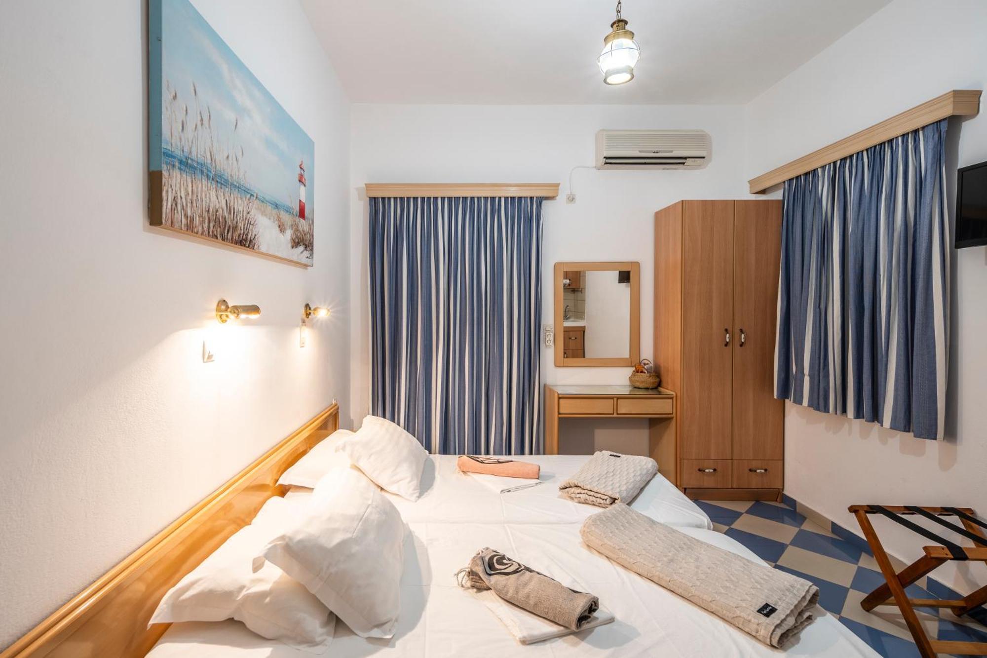 Bofor Studios & Rooms Livadakia Chambre photo