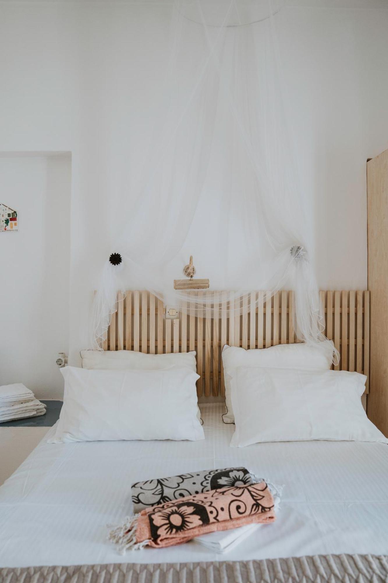 Bofor Studios & Rooms Livadakia Chambre photo