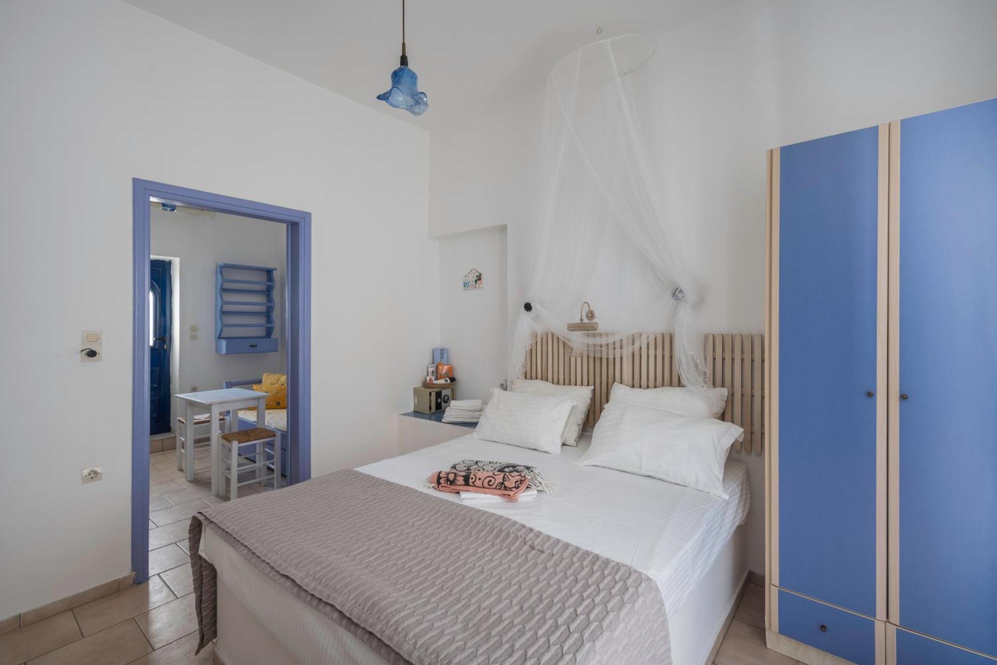 Bofor Studios & Rooms Livadakia Chambre photo