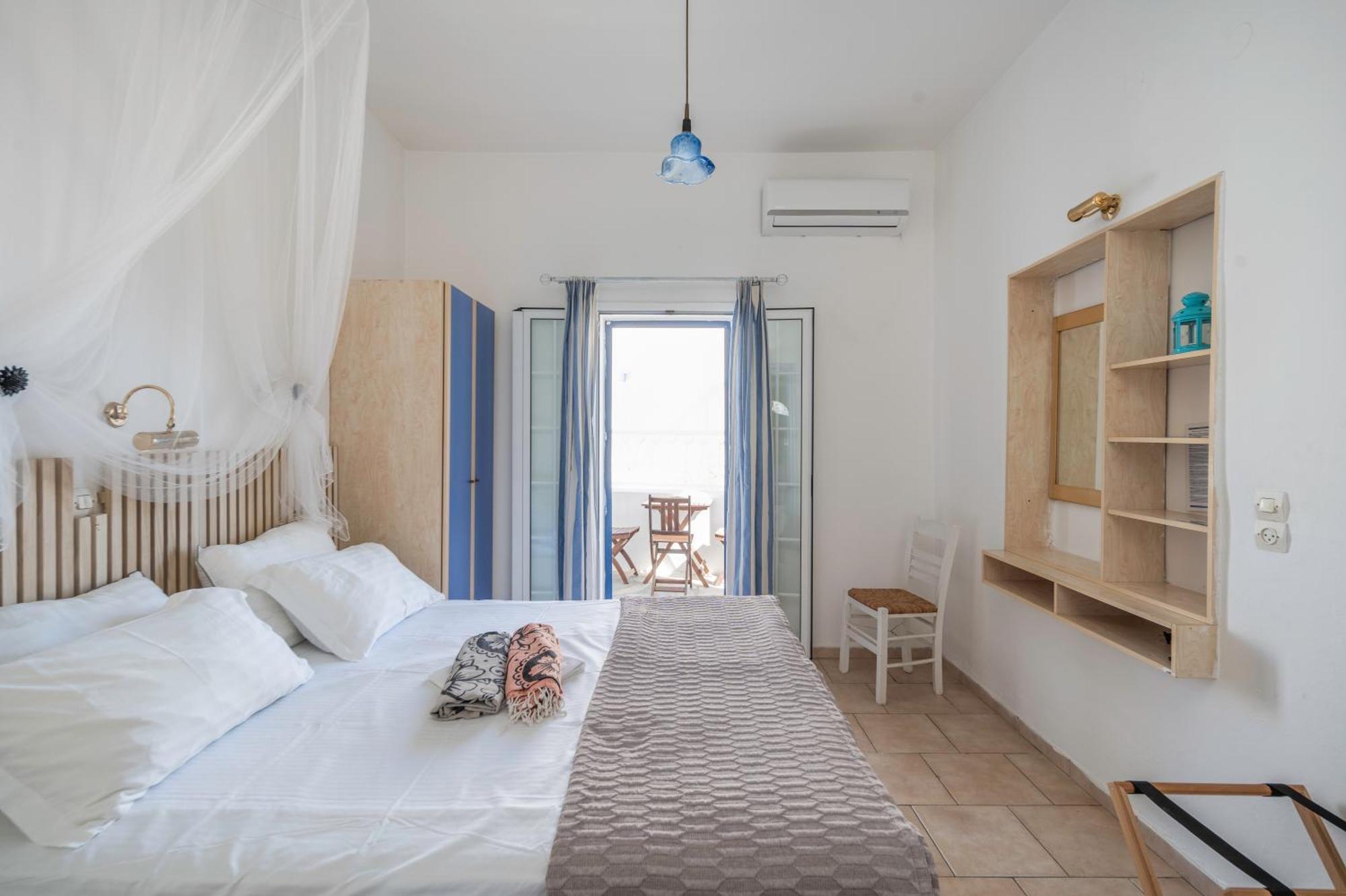 Bofor Studios & Rooms Livadakia Chambre photo