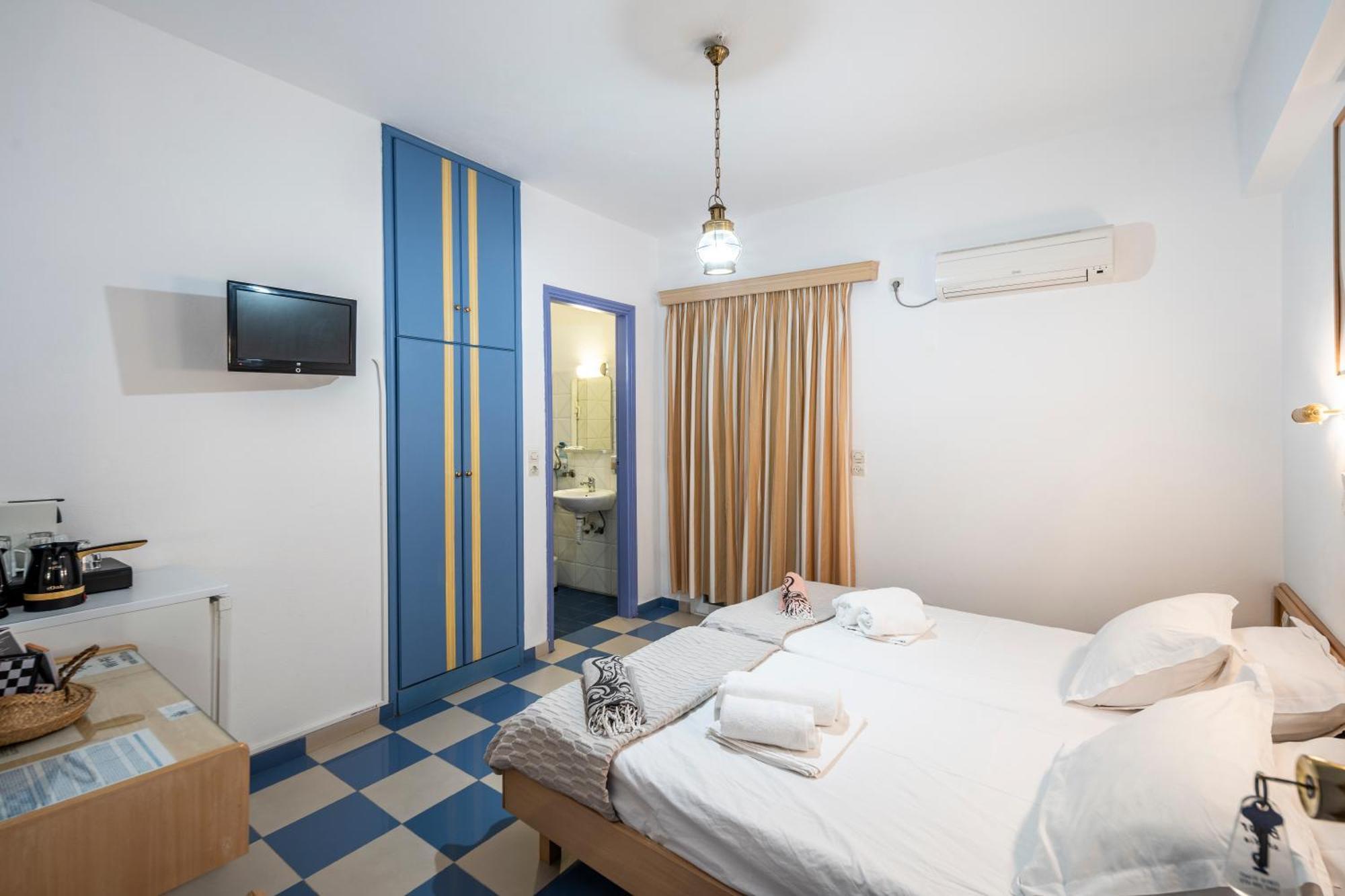 Bofor Studios & Rooms Livadakia Extérieur photo